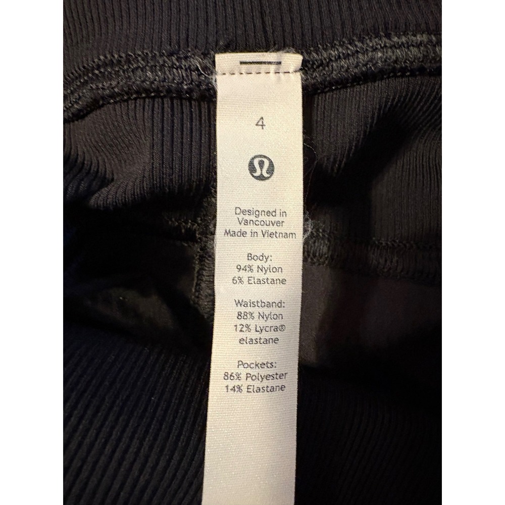 Lululemon Beyond the Studio Jogger Women 4 Black Ruched Swift Pants Athleisure - Picture 3 of 9